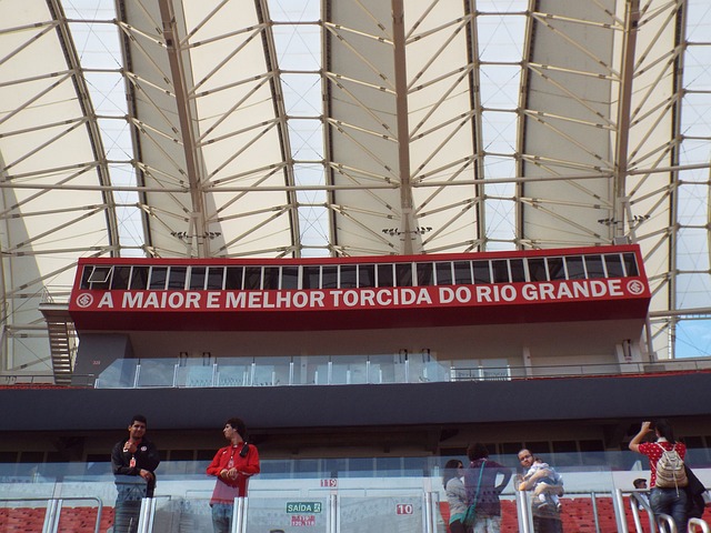 层的紧密协 层的紧密协